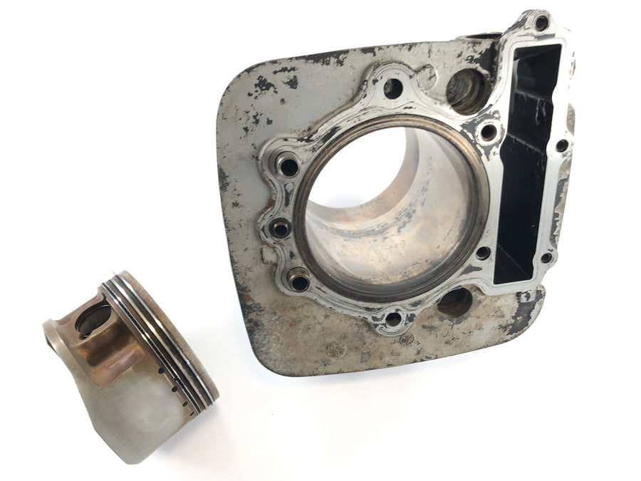 Yamaha XT 600 Zenere 34L [1985] - cylinder with pistons