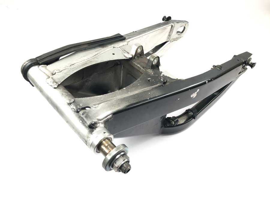 Yamaha YZF R1 RN04 [2001] - Rear swing arm aluminum rear