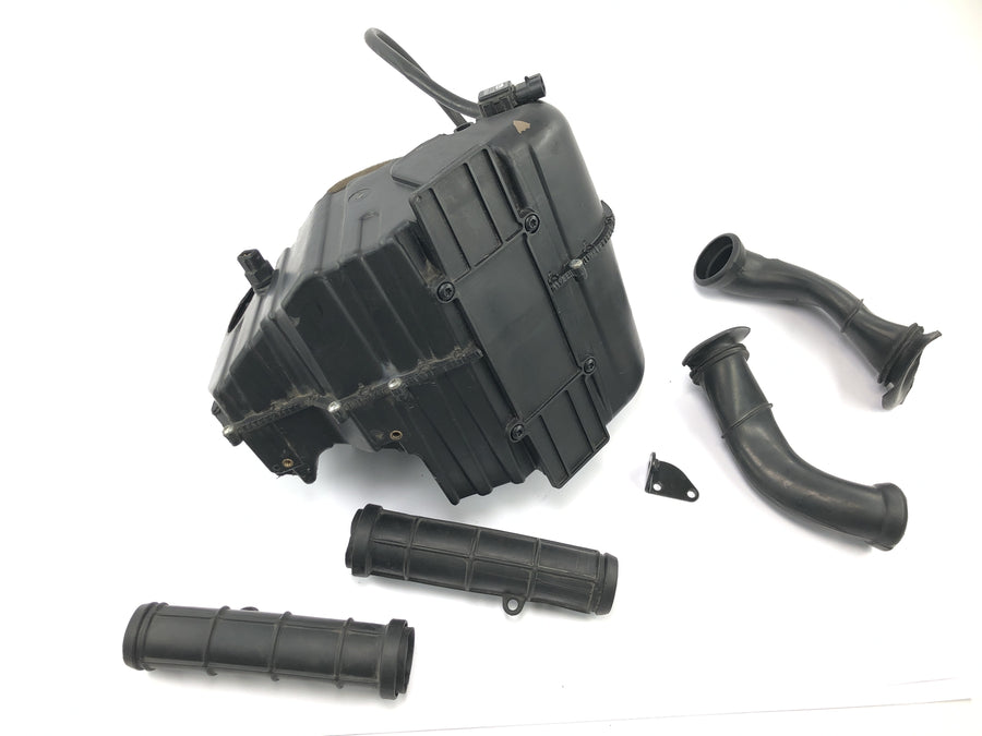 TRIUMPH DAYTONA 955I T595 [1998] - Air filter box airbox