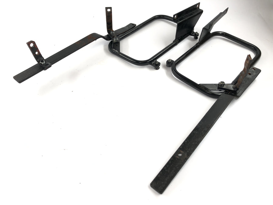 Kawasaki GPZ 1100 ZXT10E [1997] - Luggage carrier side case recording right left