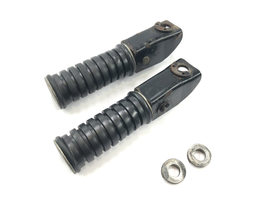 Honda FT 500 PC07 [1983] - Passenger footrests foldable pair