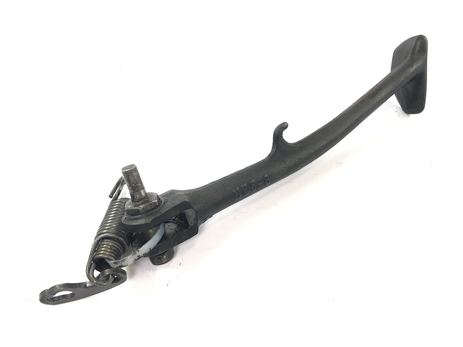 Honda CBX 650 E RC13 [1983] - Stand side stands with a feather motorcycle stand