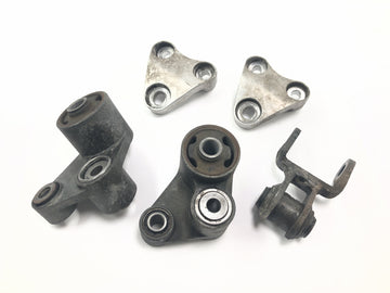 Yamaha XJR 1300 RP02 [1999] - Engine mount engine mount
