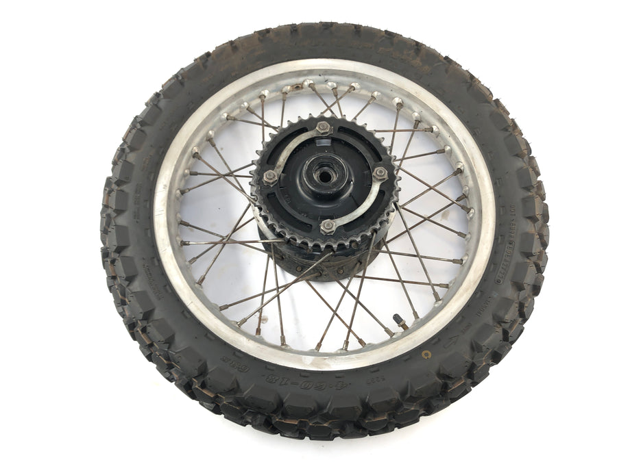 Yamaha XT 550 5Y3 [1982] - rear wheel wheel rim with chain wheel at the back