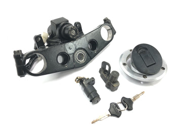 Kawasaki ZRX 1200 S ZRT20A [2001] - Lock set, ignition lock with fork bridge at the top, tank cap, seat lock
