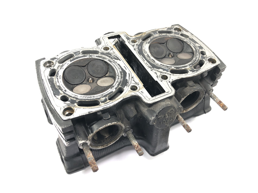 Yamaha V Max 1200 2LT [1998] - Front cylinder head