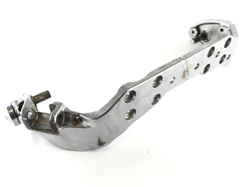 Suzuki VS 1400 VX51L [1987] - Footrest holder footrest holder carrier
