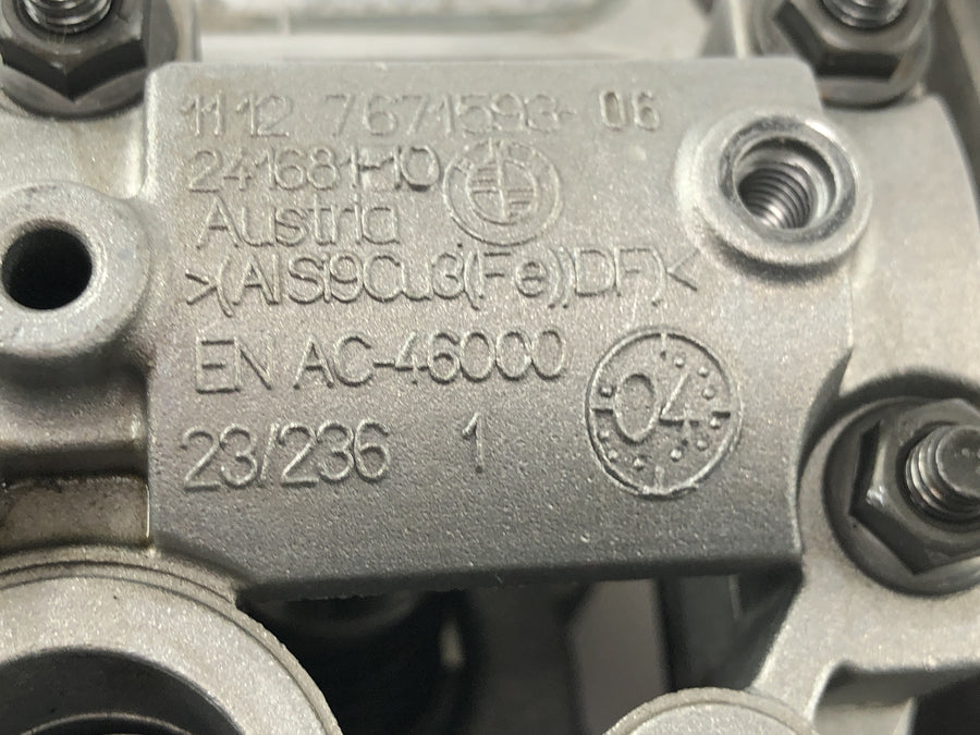 BMW K 1200 S K12S [2005] - Cylinder head valve train camshaft housing