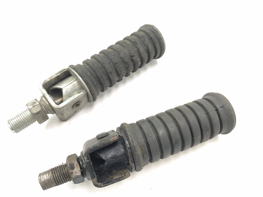 Yamaha XT 500 1U6 [1981] - Footrests Passenger Footrests Pair