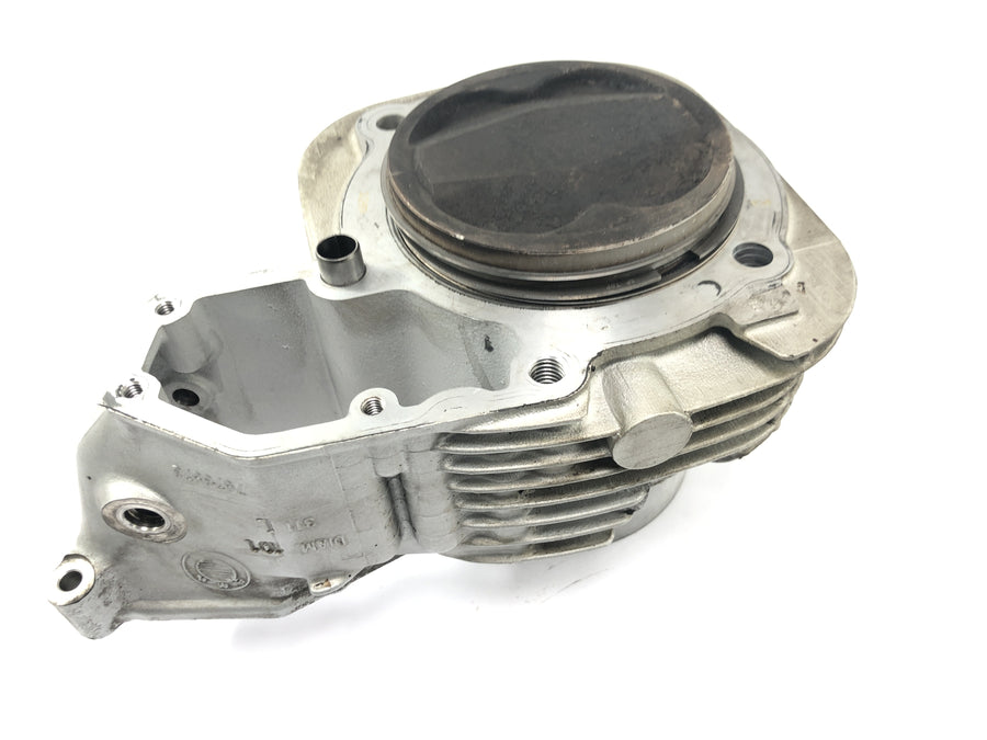 BMW R 1150 RS R22 [2003] - cylinder with piston on the left