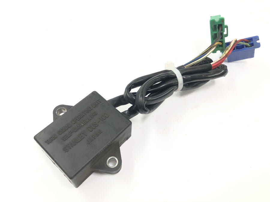 Kawasaki Z 1100 KZZ10A [1984] - turn signal control unit