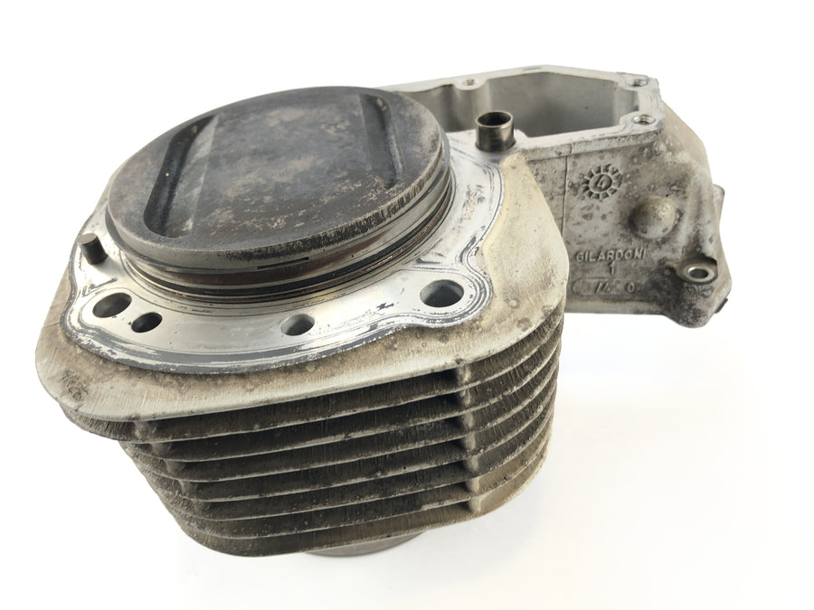 BMW R 1200 GS R12 K25 [2003] - cylinder with pistons on the left