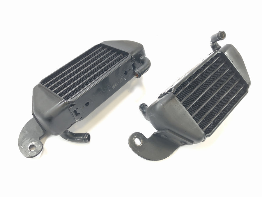 BMW R 850 C 259C [1999] - Oil cooler left and right