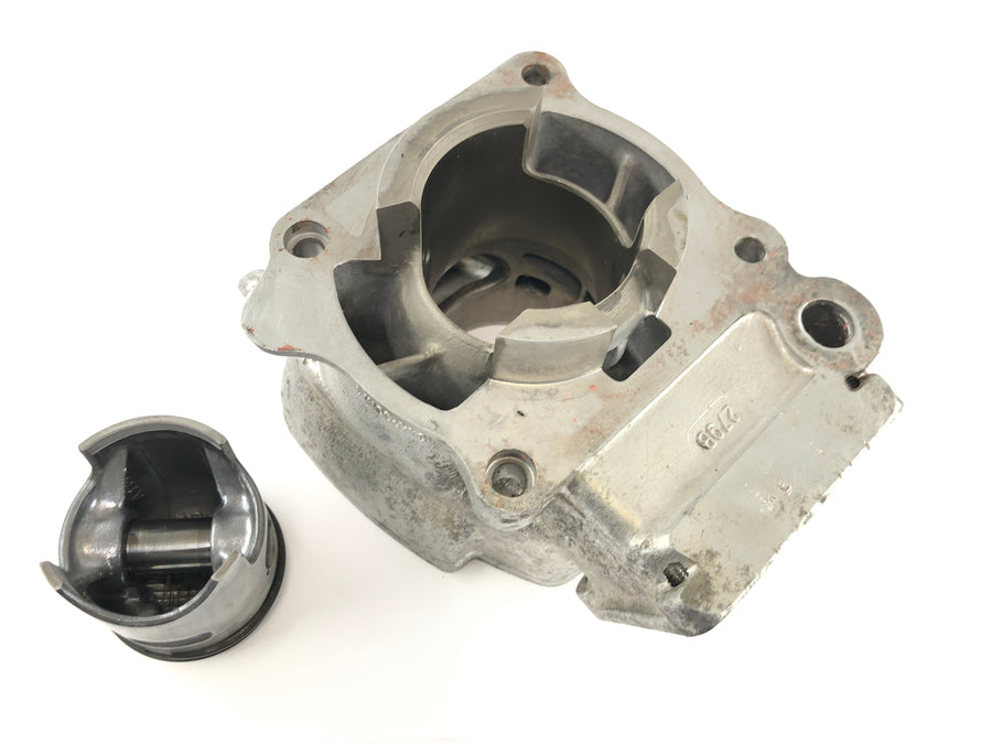 Cagiva Planet 125 [1998] - cylinder with piston