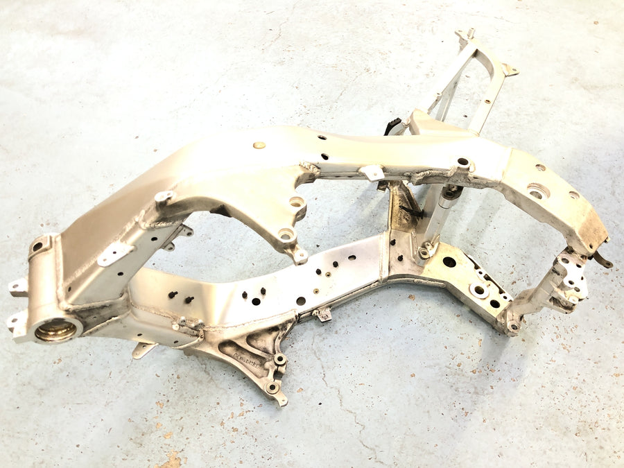 Yamaha YZF 750 R 4HN [1995] - frame with papers