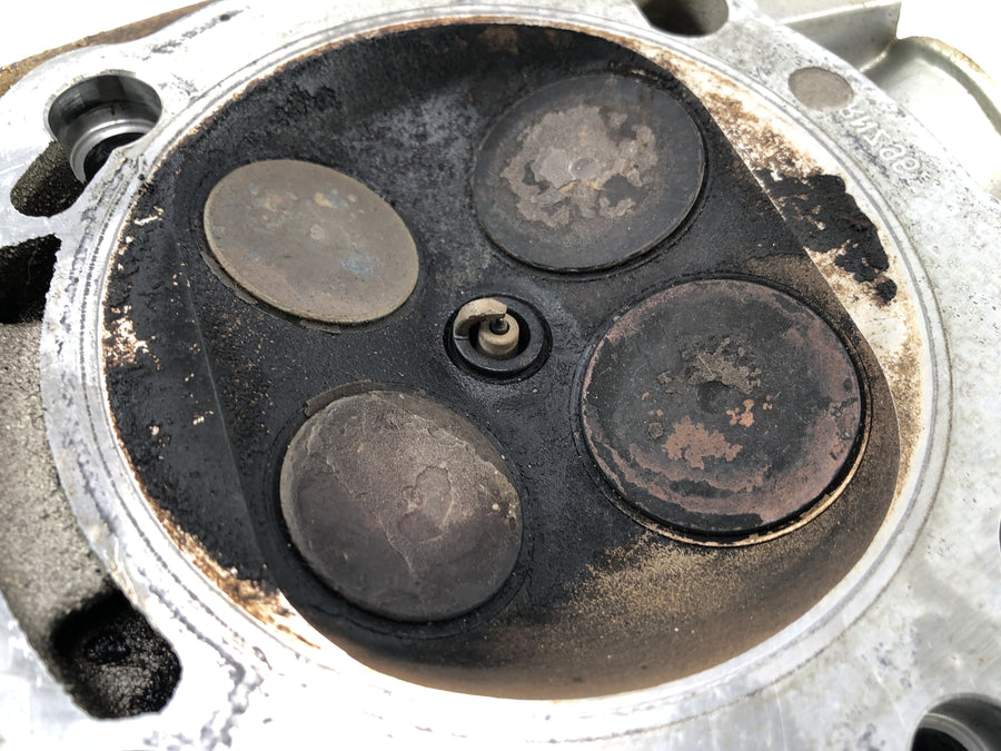 BMW R 1100 RT 259 [1997] - cylinder head on the right