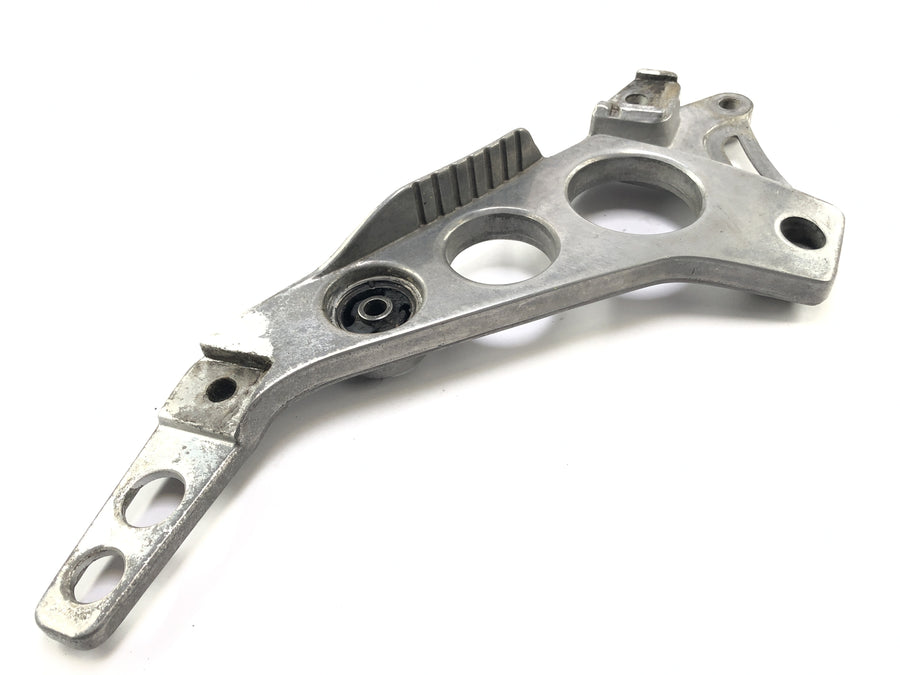 Yamaha RD 350 YPVS 31K [1984] - Footrest holder left