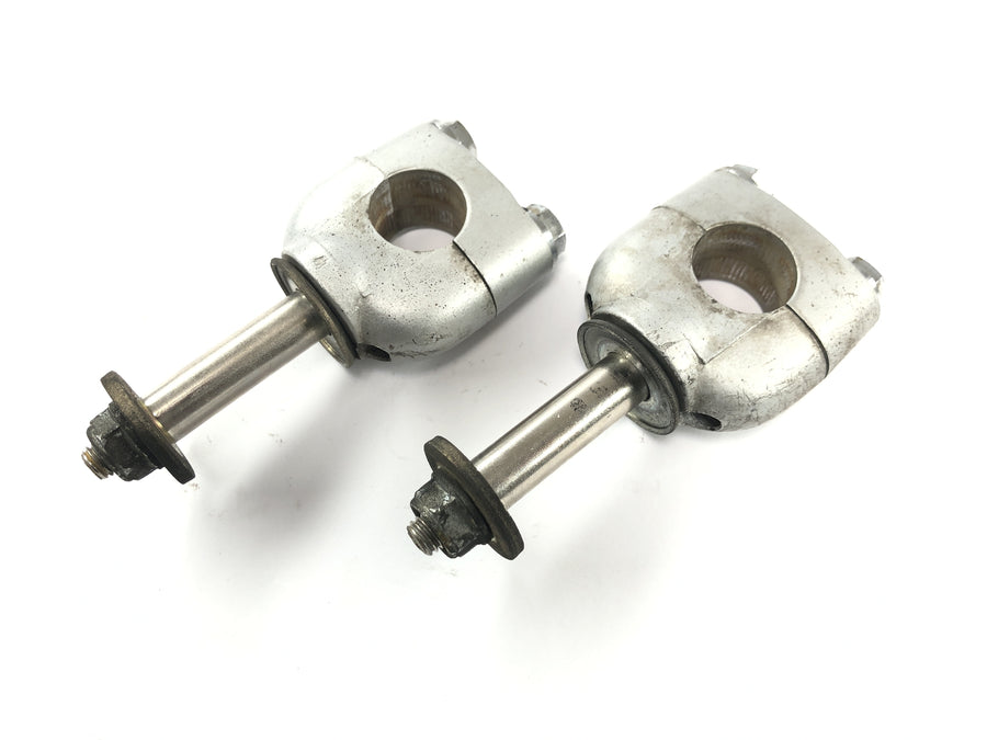 Honda XRV 750 Africa Twin RD04 [1990] - Handlebar brackets handlebar holder riser set pair