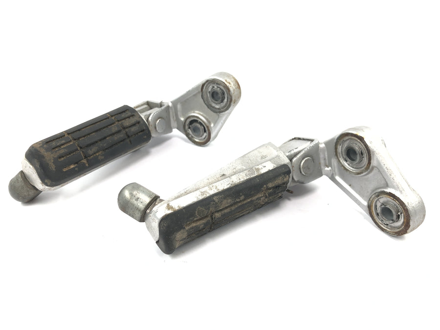 Yamaha GTS 1000 4FV [1997] - Driver footrests left and right