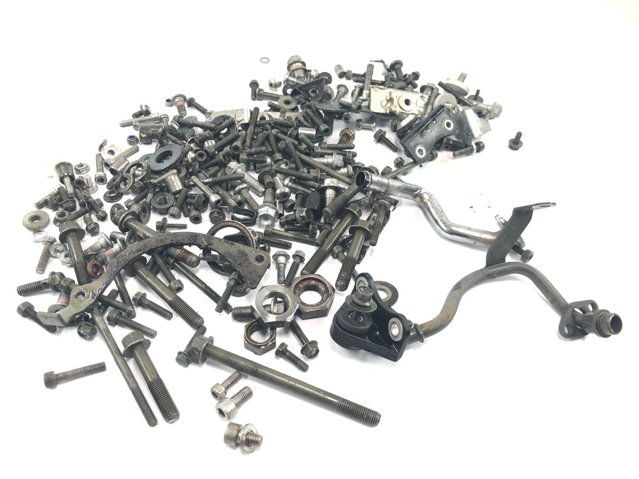 Yamaha MT 03 RM02 [2007] - leftover parts and screws mixed lot