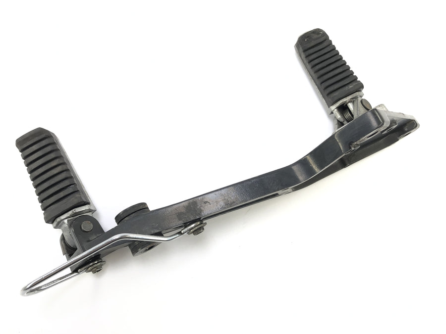 Kawasaki GPZ 1000 RX [1987] - left footrest plate with footrests