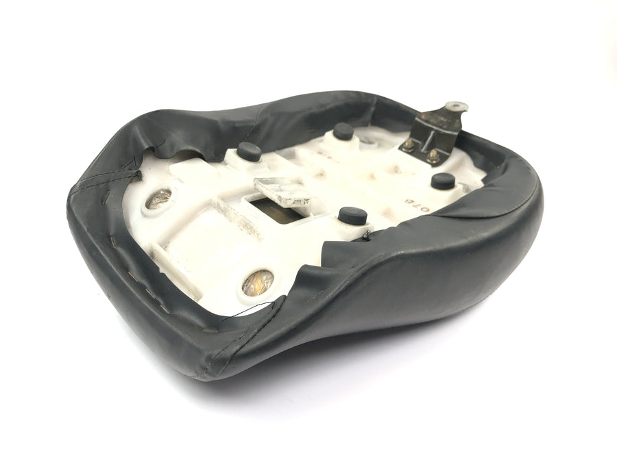 Kawasaki VN 1600 Classic VNT60A [2007] - Pillion seat passenger seat cushion