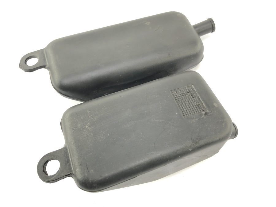 Ducati 900 SS [1991] - Air filter box breather tank
