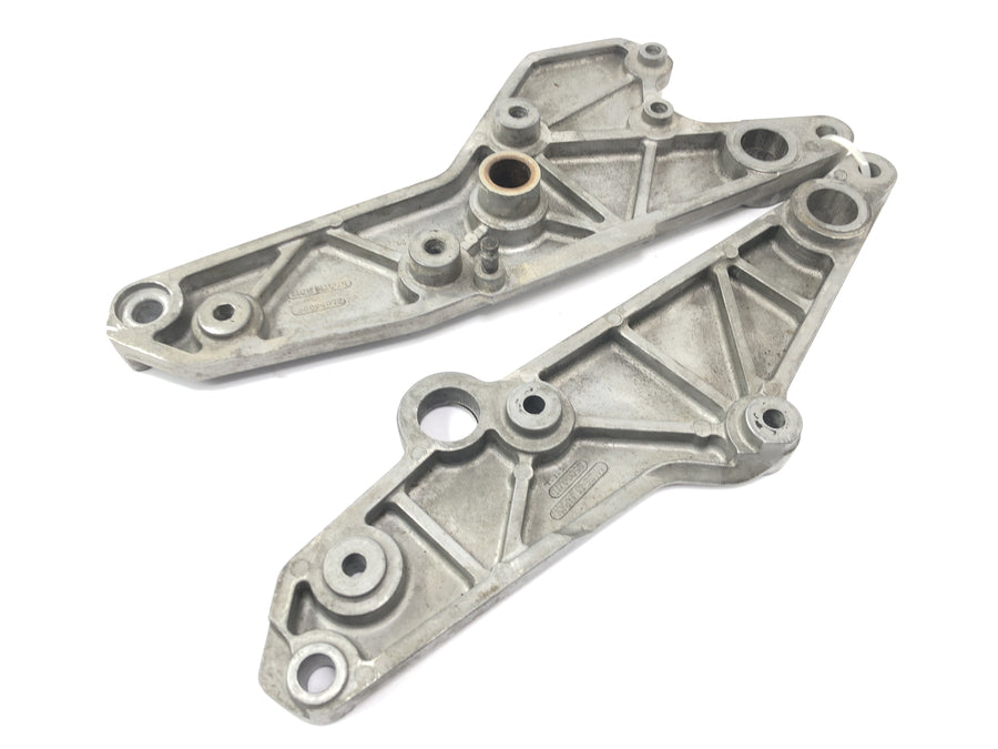 Kawasaki Z 1100 KZZ10A [1984] - footrest holder left and right