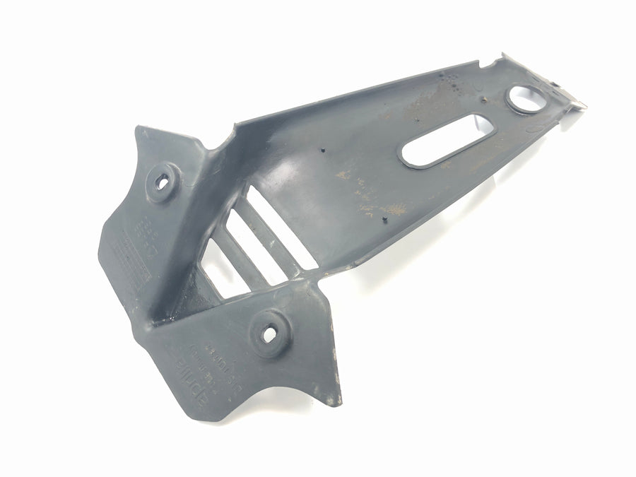 Aprilia RSV 1000 RP Mille [2001] - Front frame fairing