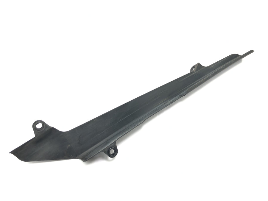 Yamaha YZF R1 RN04 [2001] - chain guard chain cover plastic black