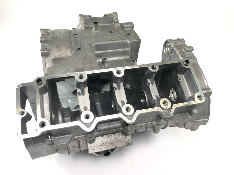 Kawasaki ZXR 400 ZX400L [1992] - engine housing crankcase engine block empty housing