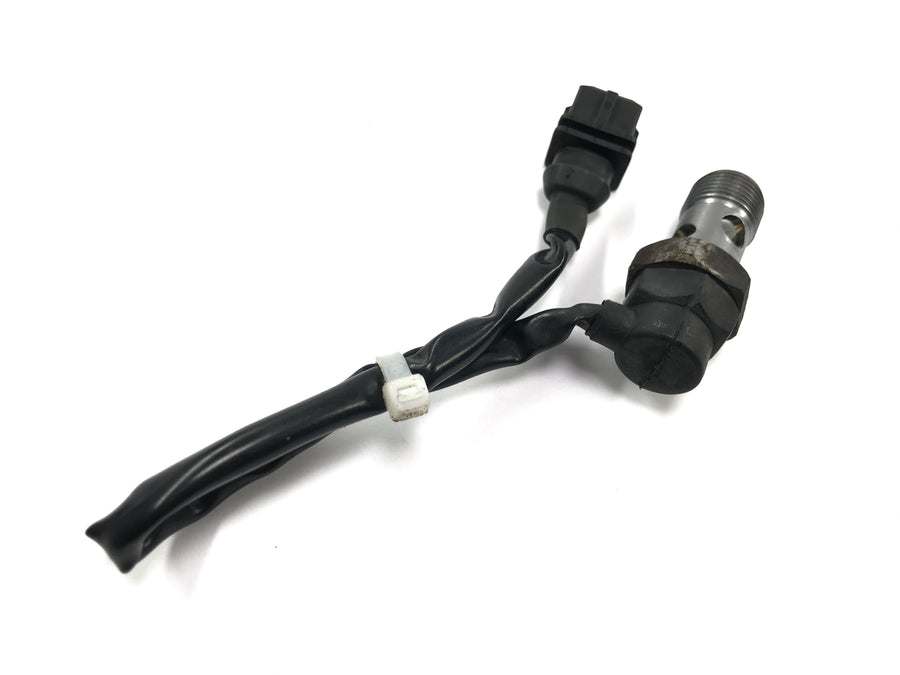 Triumph Bonneville T100 986MF [2012] - Oil temperature sensor