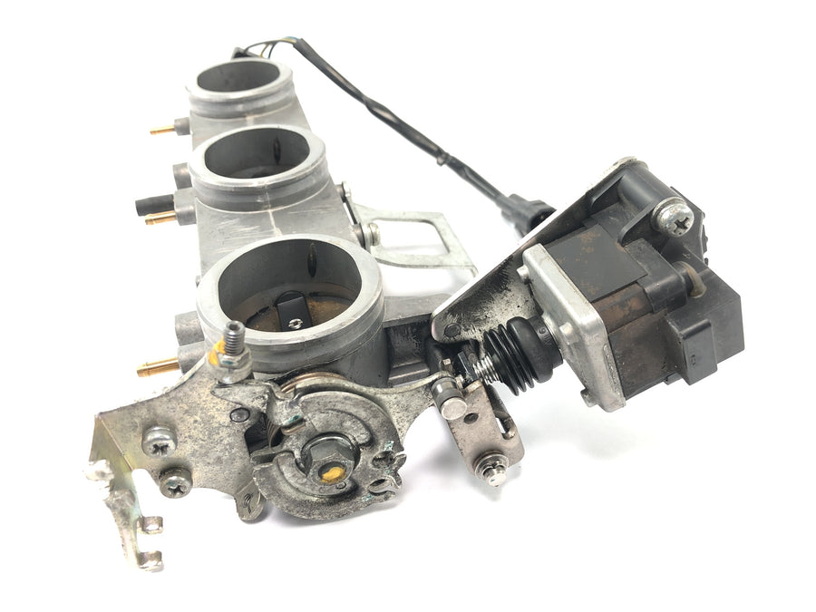 Triumph Speed Triple 1050 515NJ [2007] - Throttle body