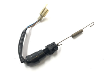Triumph Daytona 955i T595N [2003] - brake light switch at the back sensor spring connection