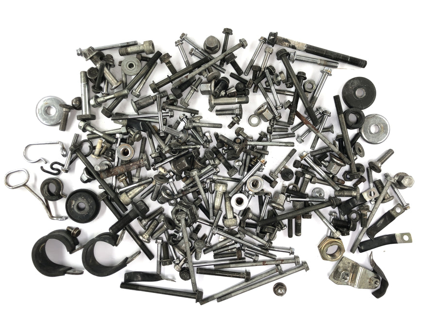 Kawasaki Zephyr 750 ZR750C [1994] - leftover parts and screws mixed lot