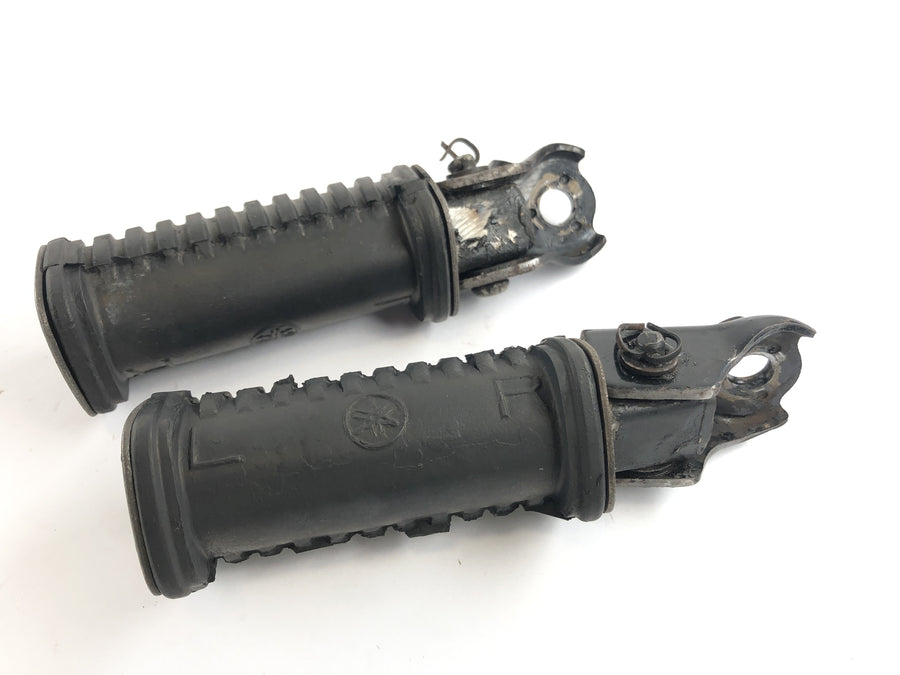 Yamaha XS 400 2A2 [1982] - Footrests Passenger Footrest Set