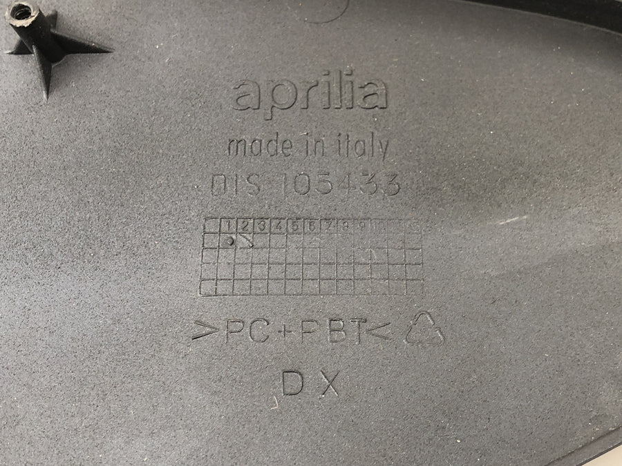 Aprilia RST 1000 Futura [2002] - Side cladding on the left side of the seat side panel