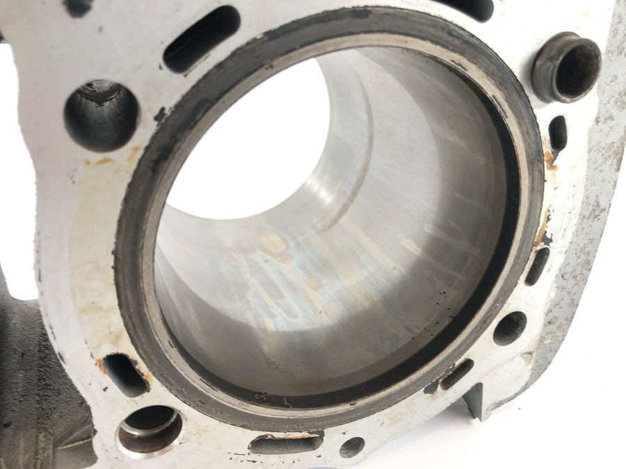 Kawasaki VN 1500 A [1995] - Cylinder with piston at the rear