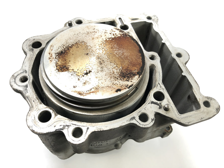 BMW F 650 GS Dakar [2007] - Cylinder with piston