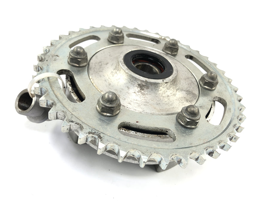 Kawasaki VN 800 Classic [2000] - Sprocket carrier with sprocket Z42