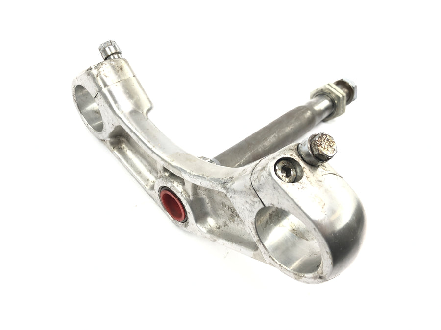Triumph Adventurer 900 T309RT [1998] - lower fork bridge control head bridge fork clamp