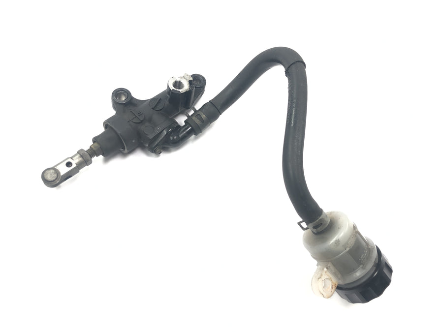 Yamaha YZF R1 RN04 [2001] - Rear brake pump