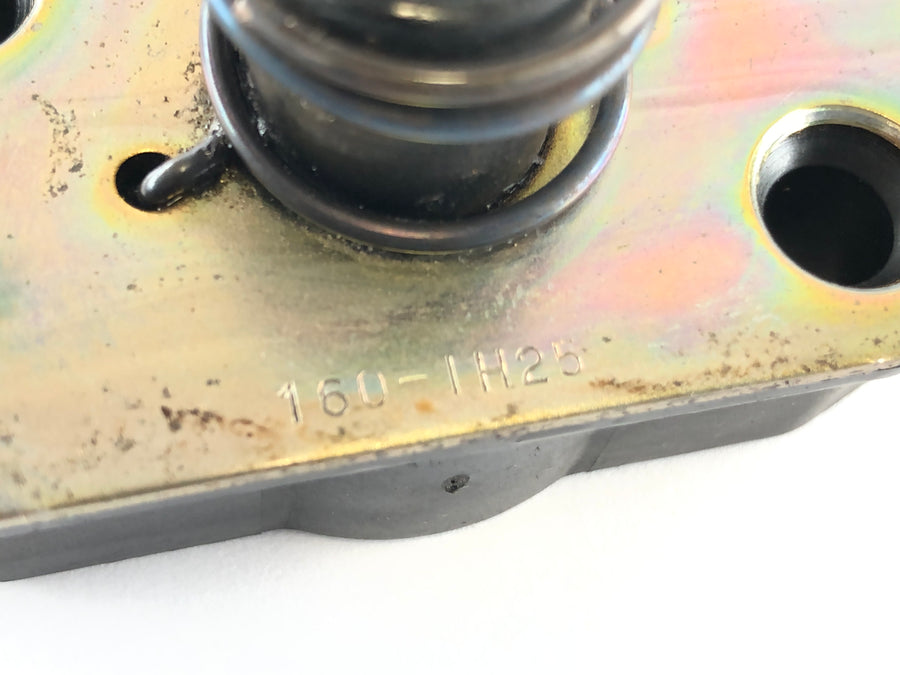BMW R 1150 R R21 [2002] - Seat lock
