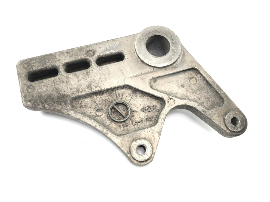 Suzuki GSX-R 1100 W GU75 C [1994] - Rear brake caliper bracket brake anchor