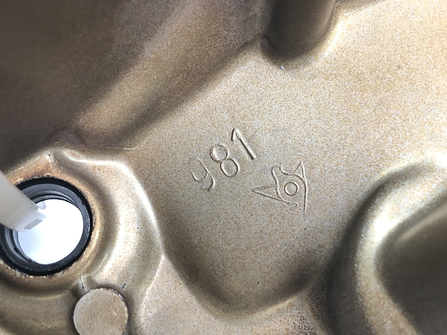 Honda XRV 750 Africa Twin RD04 [1990] - Front cylinder valve cover