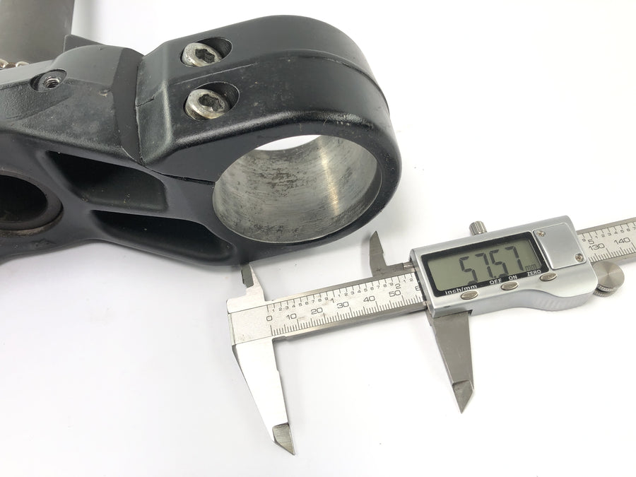Moto Guzzi Stelvio 1200 4V [2009] - fork bridge above