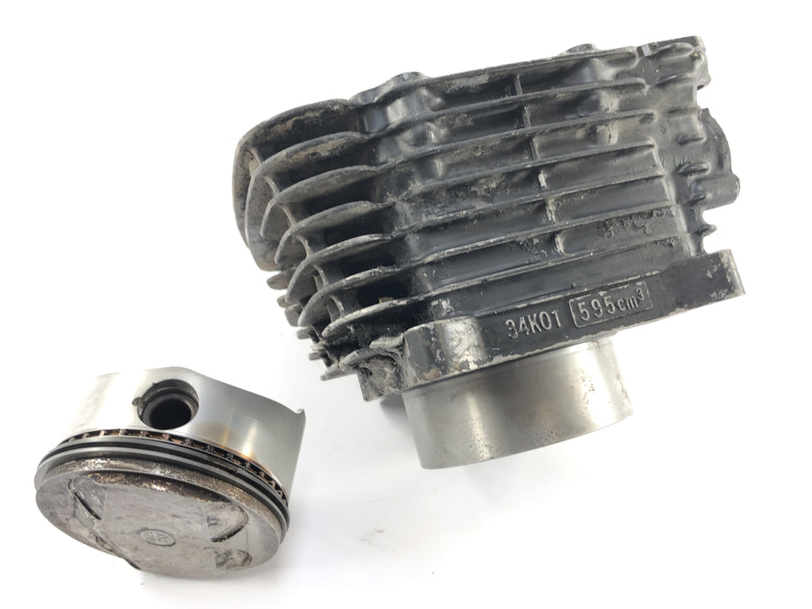 Yamaha TT 600 59X [1986] - cylinder with piston cylinder is welded