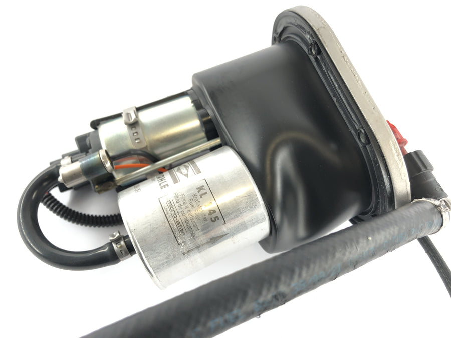 Aprilia RSV4 1000 [2010] - Fuel pump