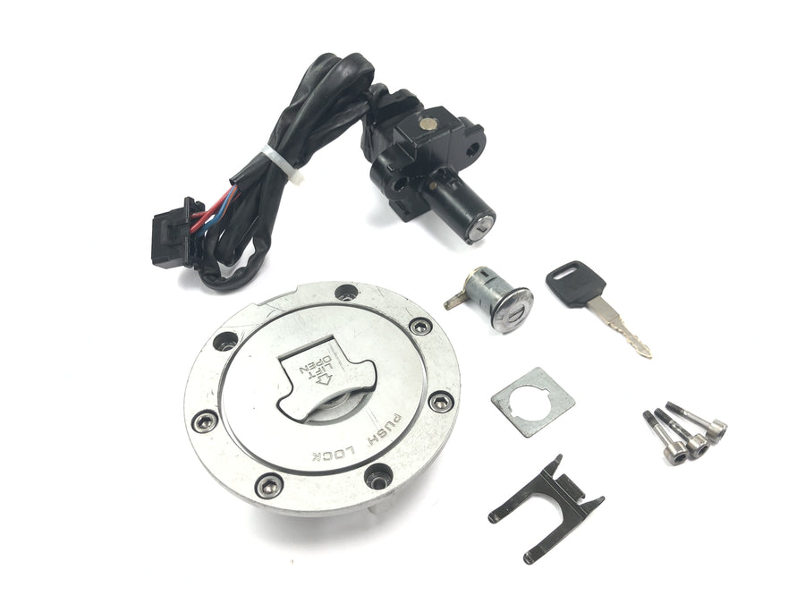 Honda CBR 900 RR Fireblade SC33 [2000] - Lock set ignition lock tank cap seat lock