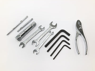Kawasaki VN 1500 Mean Streak VN50T [2005] - On-board tools tool set tool bag - 0